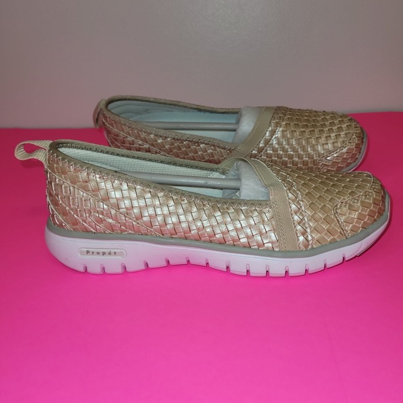 New propet travelite slip on women comfort sneaker shoes Sz 6 - Picture 3 of 9